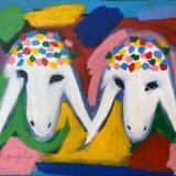 זוג כבשים עם כתר על רקע צבעוני